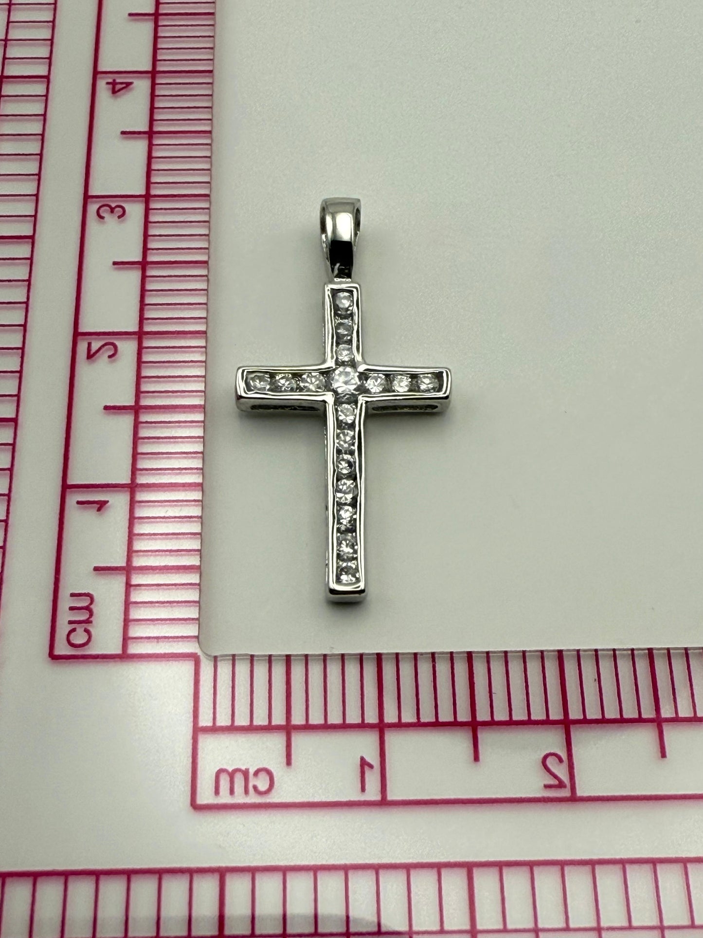 Soft Light C/Z Cross Sterling Silver 925