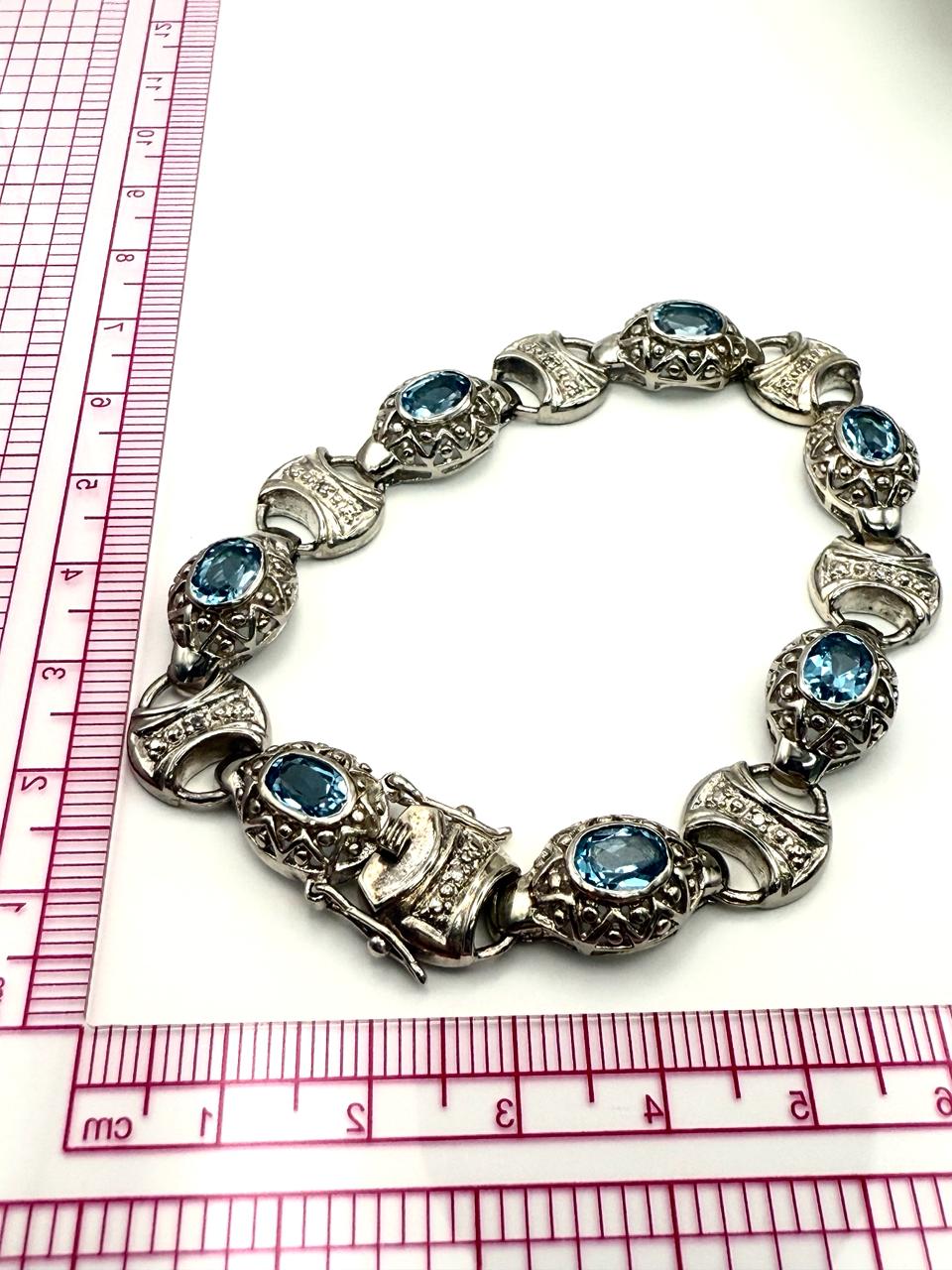 925 Sterling Silver Bulky Sky Blue Topaz 19cm Bracelet