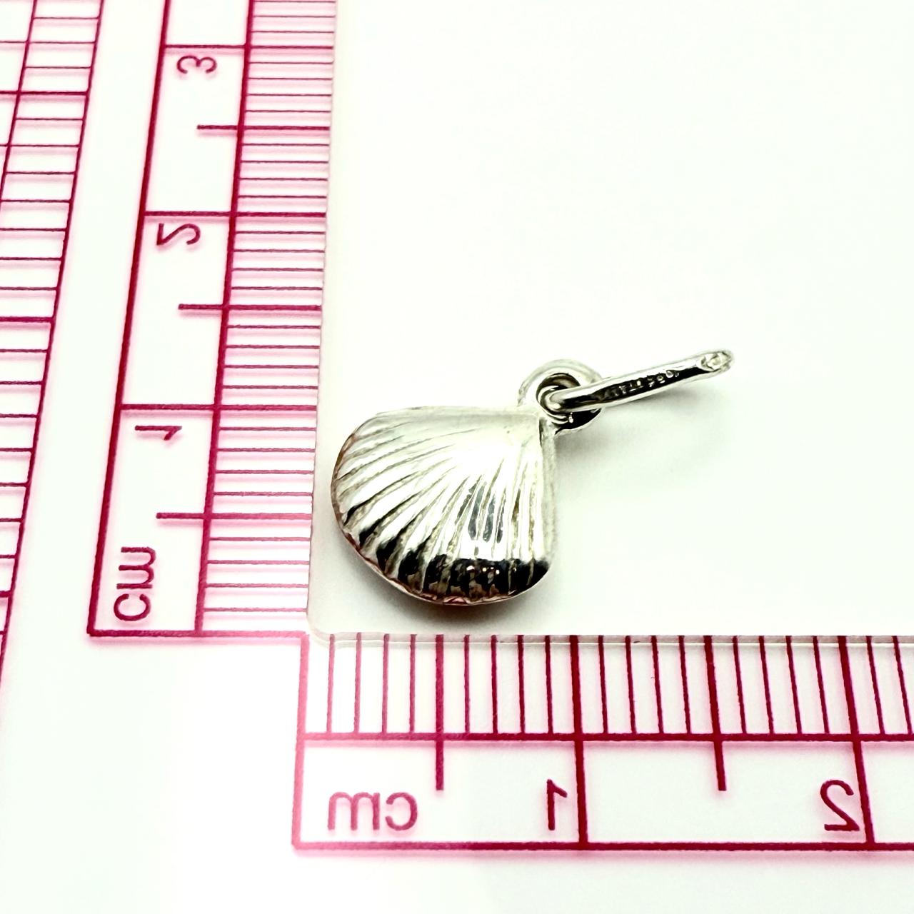 925 Sterling Silver Clam Charm