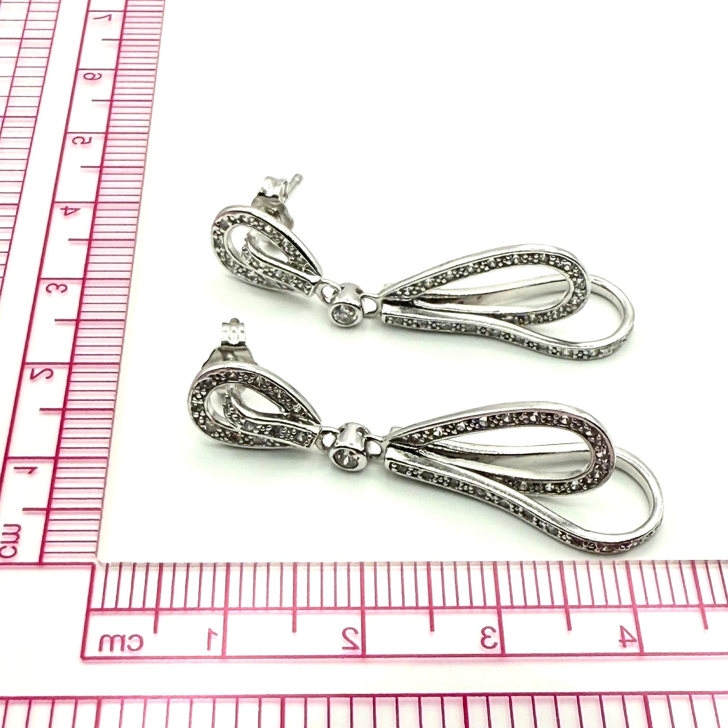 925 Sterling Silver interlinked C/Z Teardrop Earring