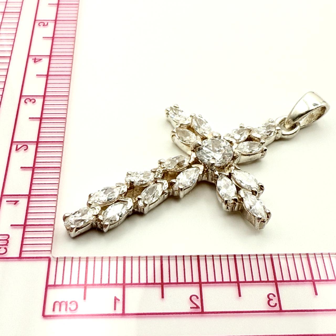 925 Sterling Silver Marquise-Petal Cross Pendant