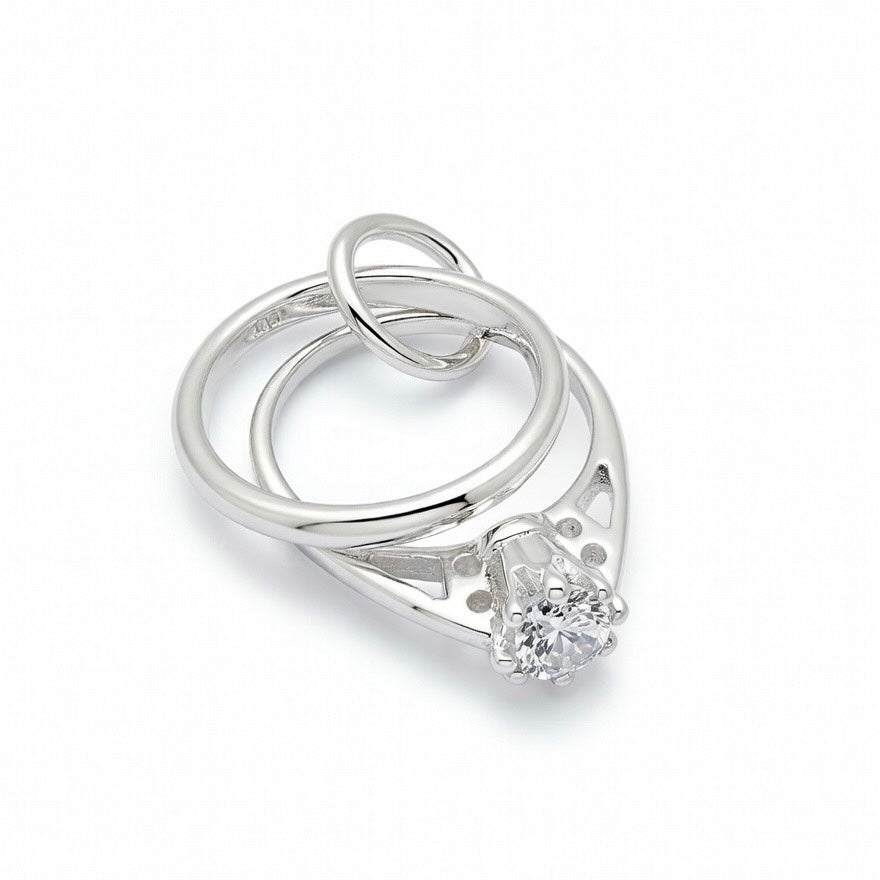 925 Sterling Silver Interlocking Ring Pendant