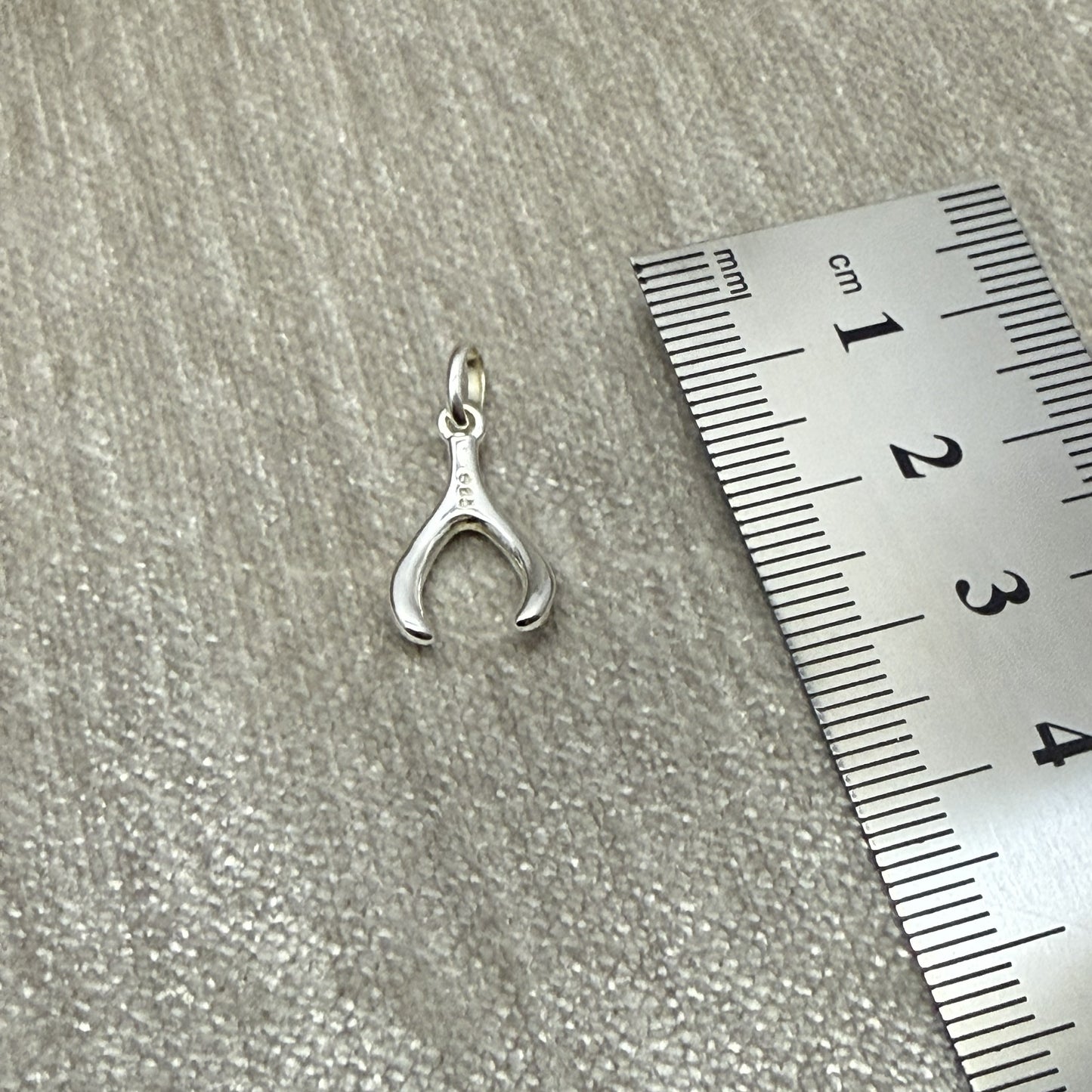 Wishbone Sterling Silver 925 Pendant