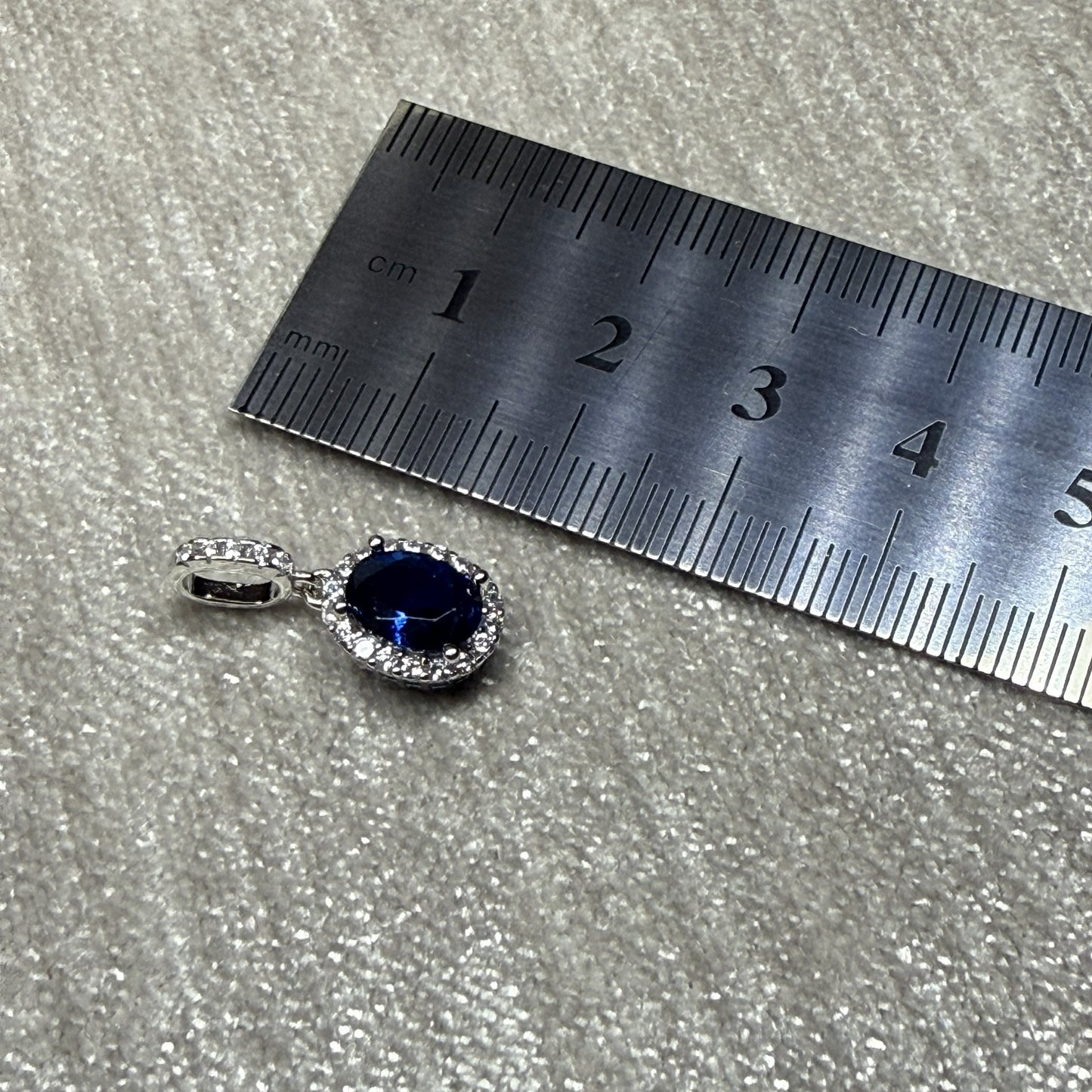 Deep Blue Cubic Zirconia Sterling Silver 925 Pendant