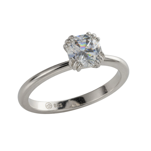 Nia-Nest Ring
