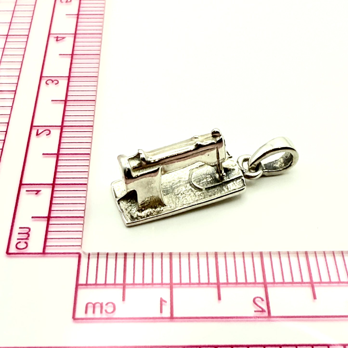 925 Sterling Silver Sewing Machine Pendant