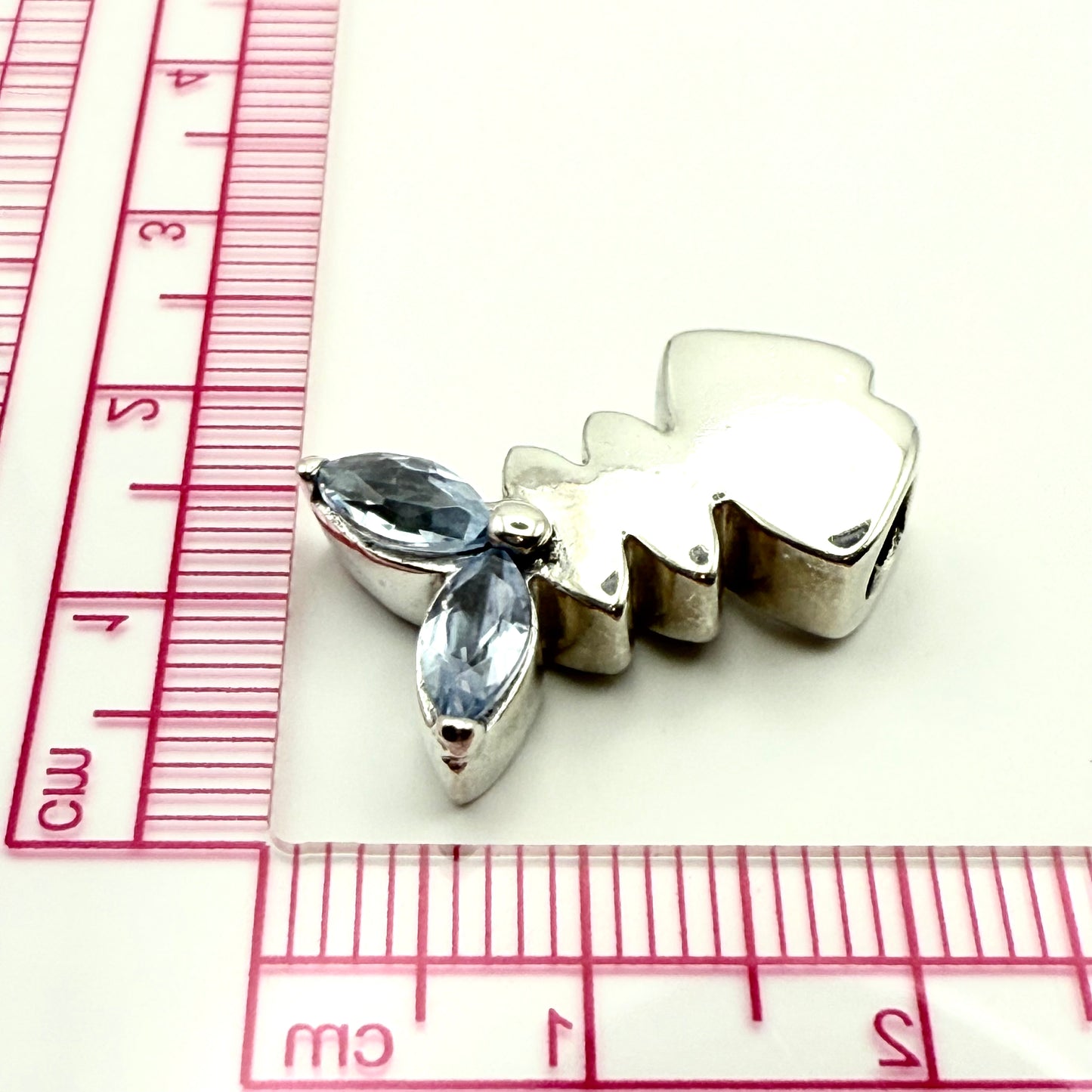 925 Sterling Silver Semi-precious Fishbone Pendant