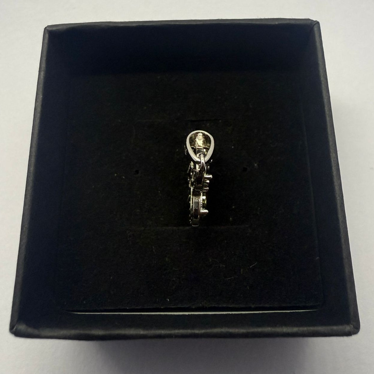 Green Cubic Zirconia Cross Sterling Silver 925 Pendant