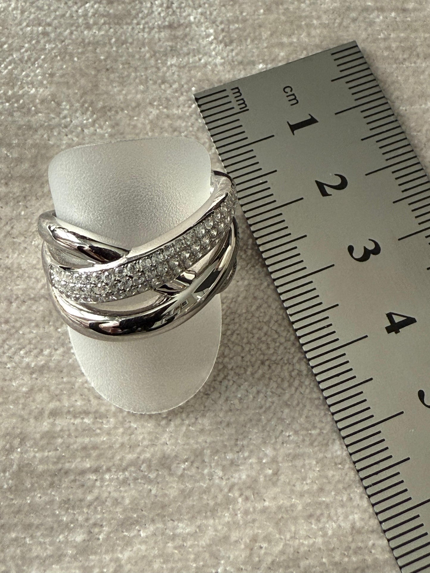 Bold Cubic Zirconia Ring Sterling Silver 925