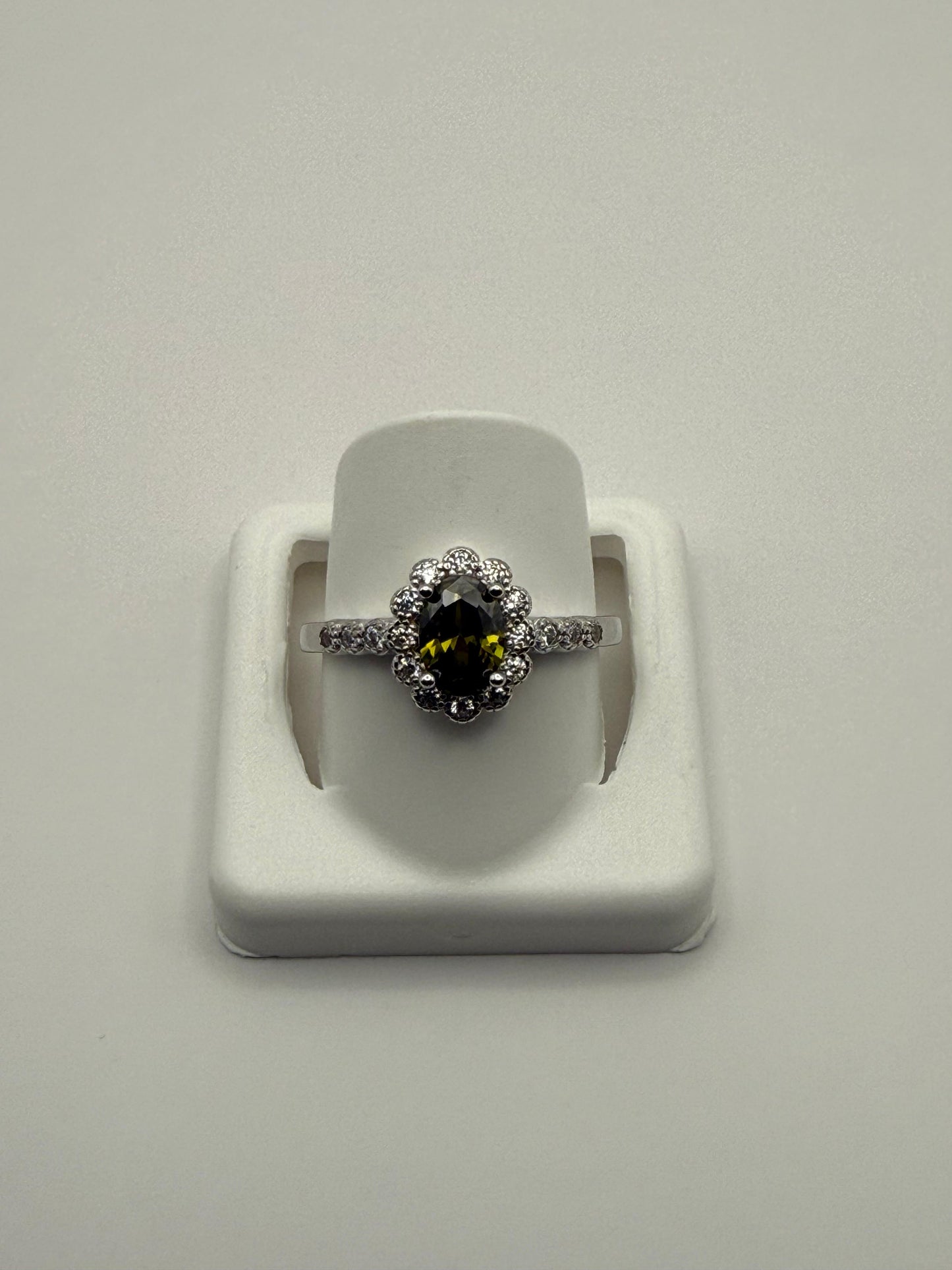 Deep Green Cubic Zirconia Ring Sterling Silver 925