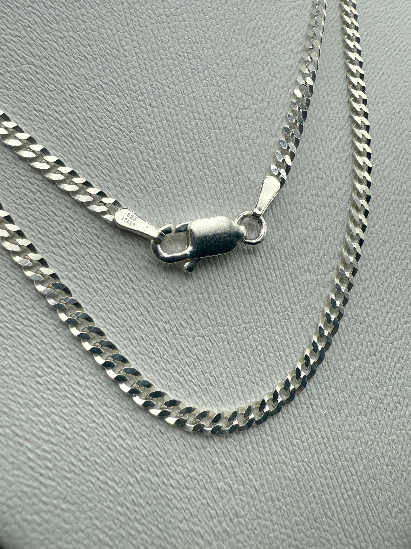 Flat curb chain, 2.5 mm thick, 60 cm long, Solid Sterling Silver (925).