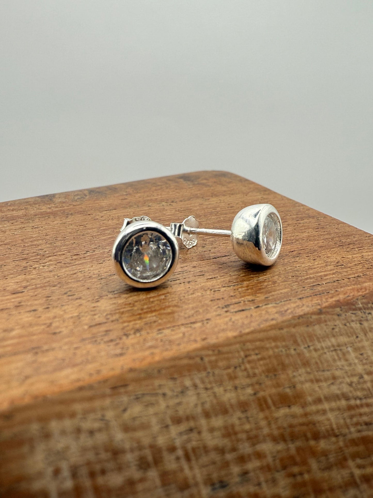 5mm RND Tube C/Z Stud