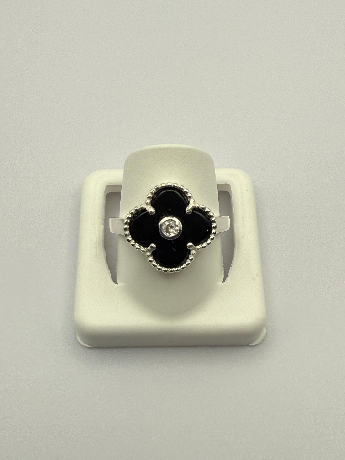 Agate Clover Ring with C/Z centre Sterling Silver 925