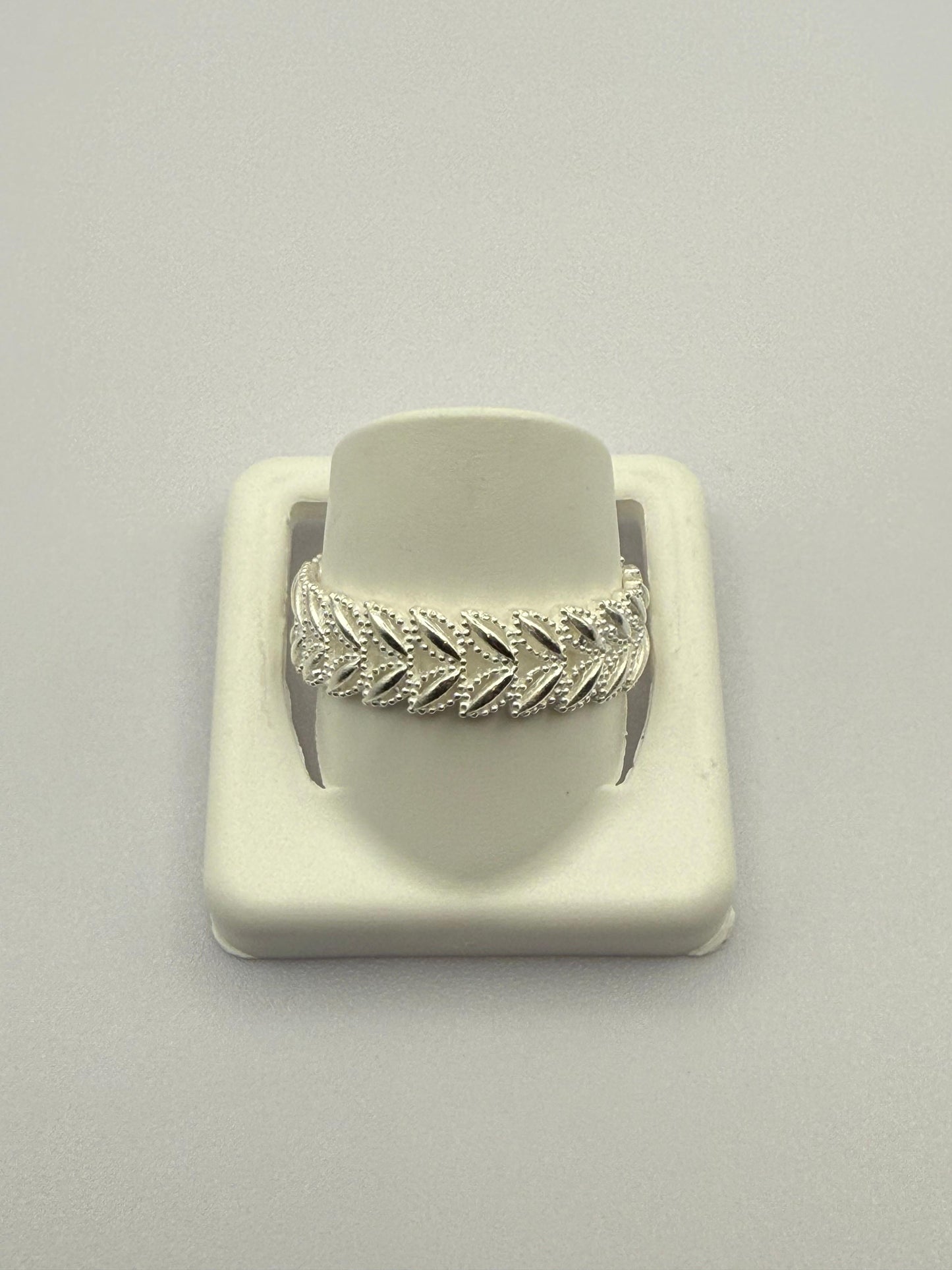 Laurel Band Ring Sterling Silver 925