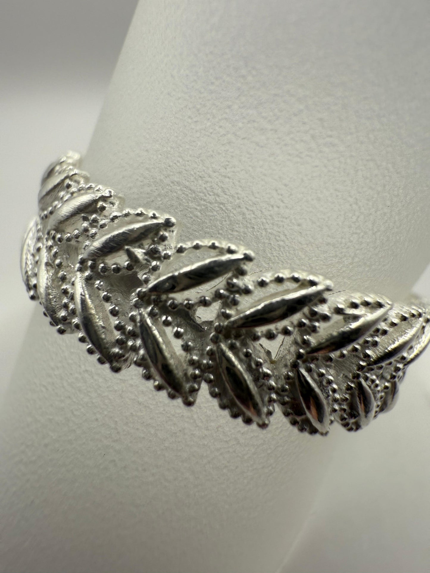 Laurel Band Ring Sterling Silver 925