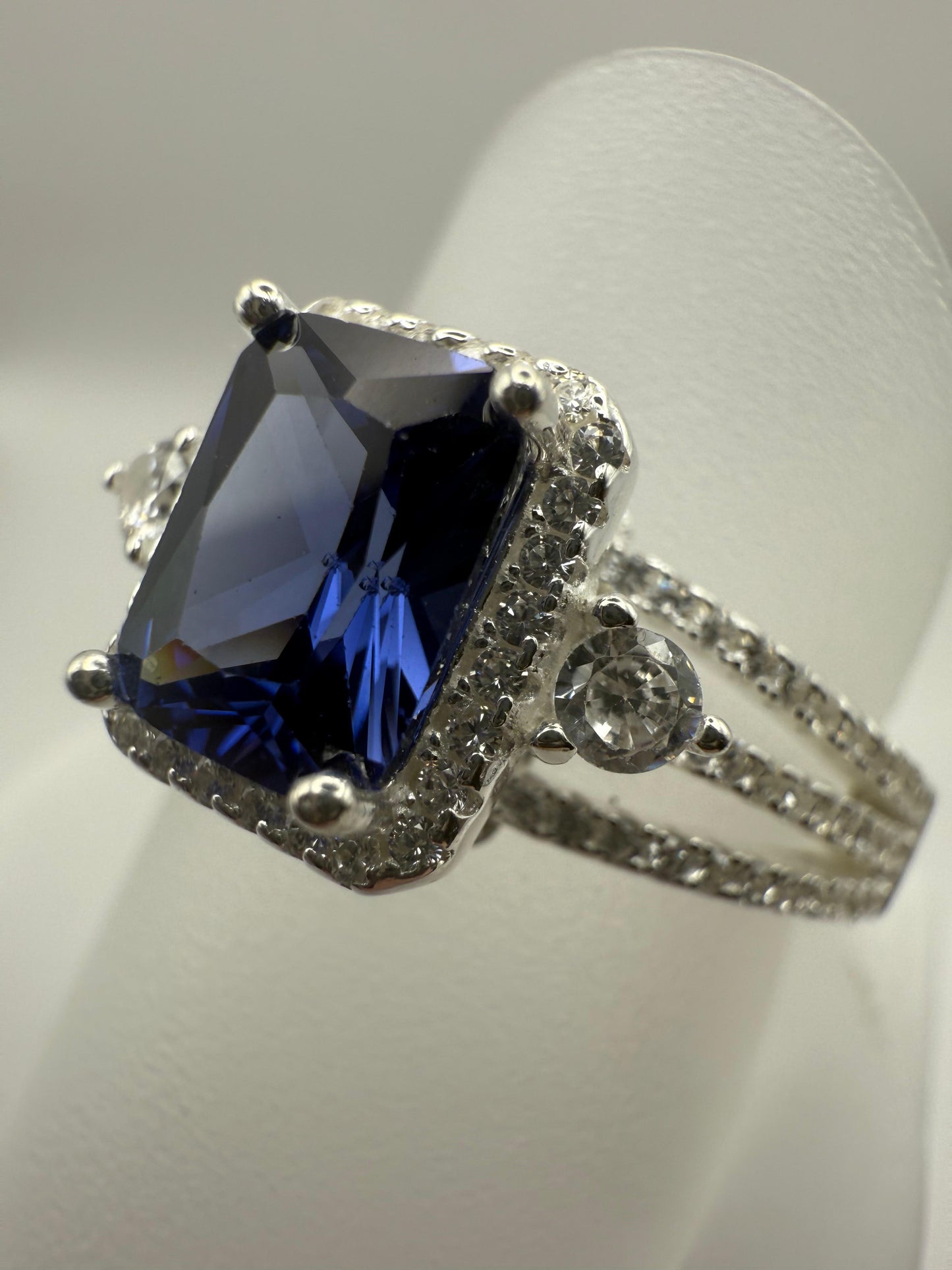 LDR C/Z Sapphire Ring Sterling Silver 925