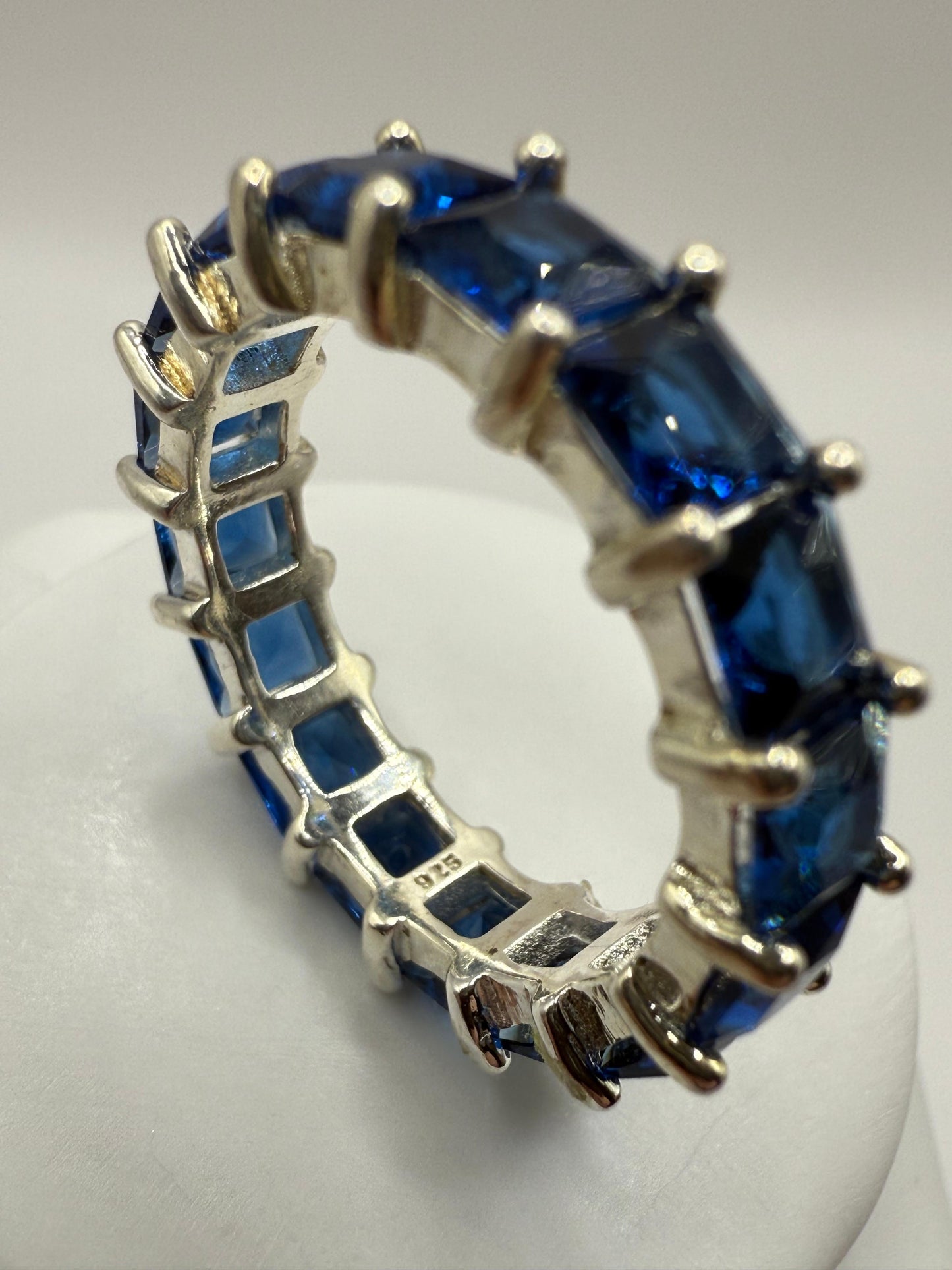 Eternal Deep Blue Ring Sterling Silver 925