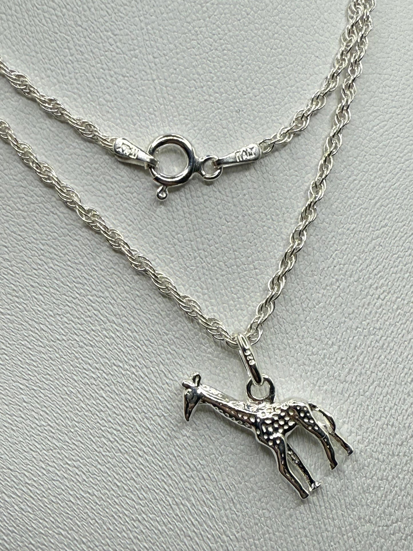 Giraffe Necklace Thin Rope 44cm