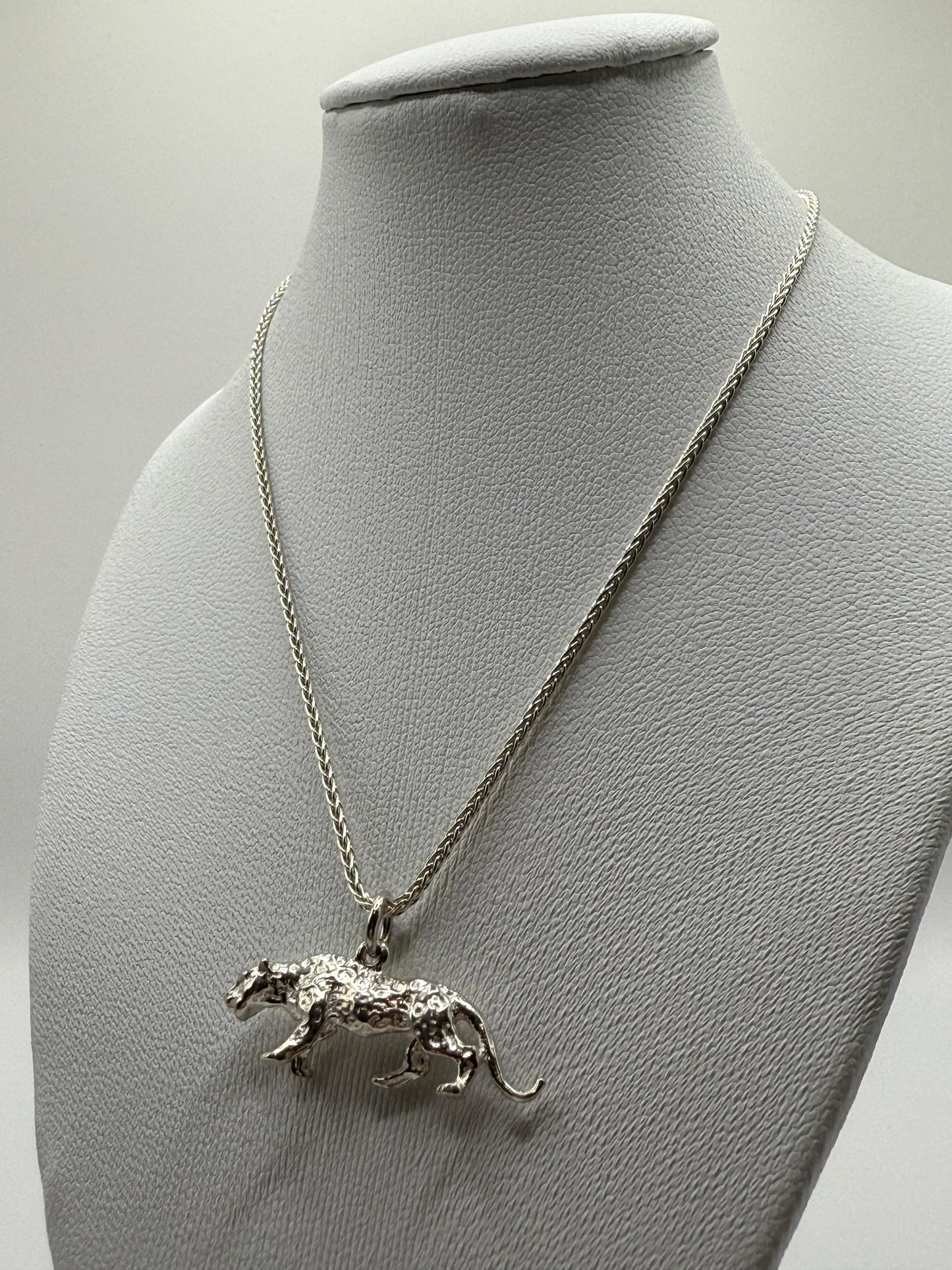 Leopard Necklace Wheat 55cm