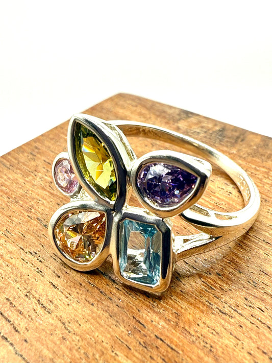 Unique C/Z Flower Ring Sterling Silver 925