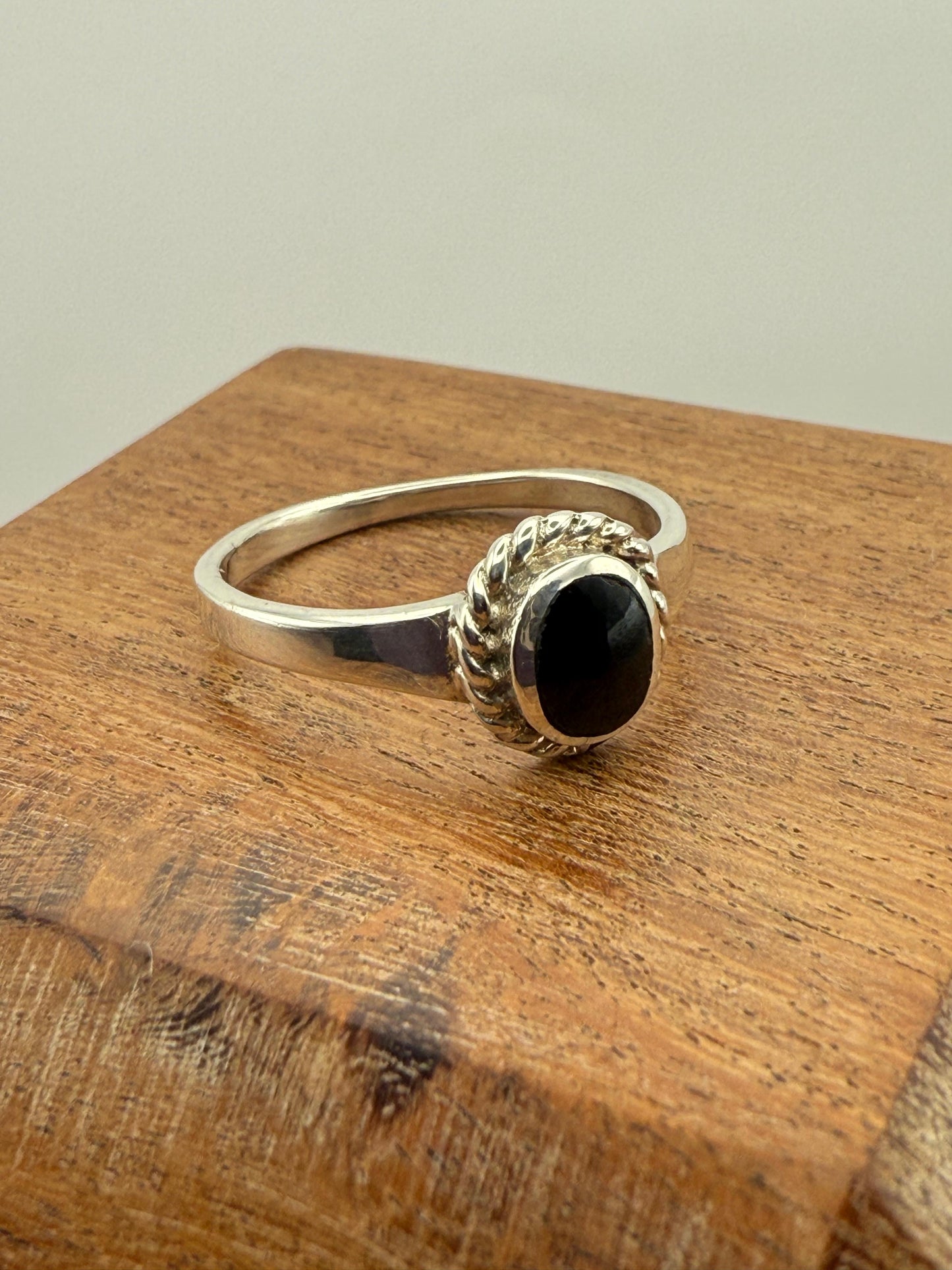 Feature Onyx ring Sterling Silver 925