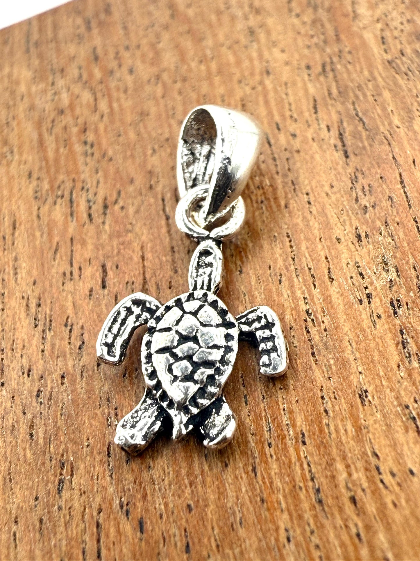 Small Turtle Pendant Sterling Silver 925