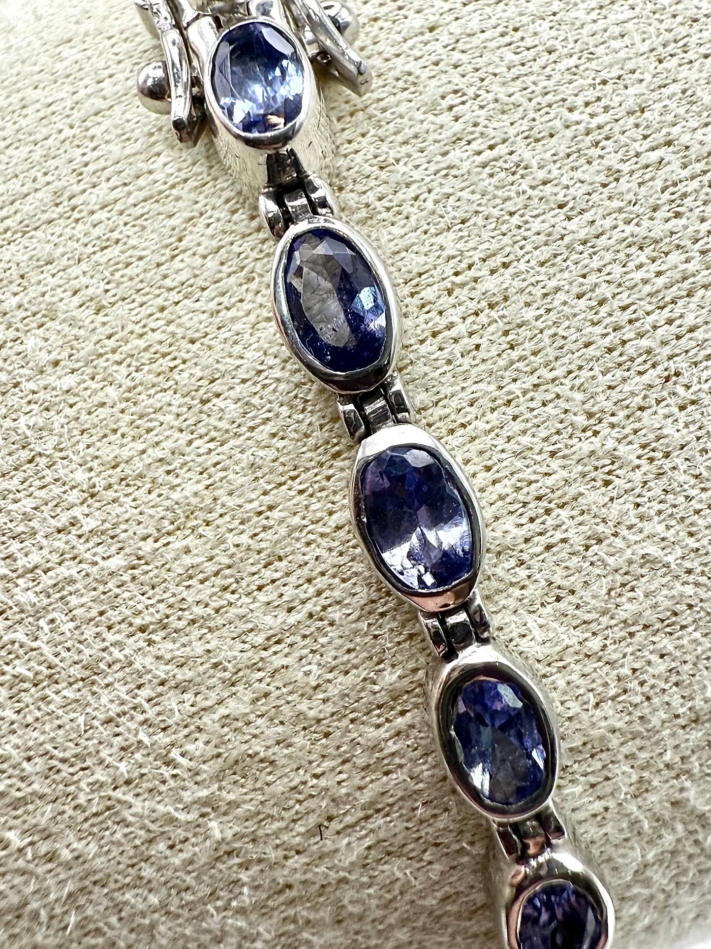 Oval cut Tanzanite Bracelet Sterling Silver 925