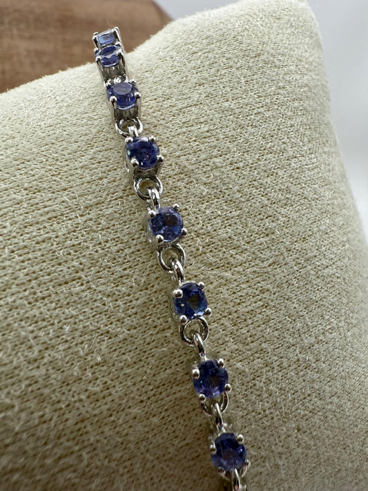 Round cut Tanzanite Bracelet Sterling Silver 925