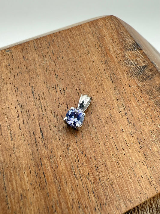 Round Tanzanite Pendant Sterling Silver 925