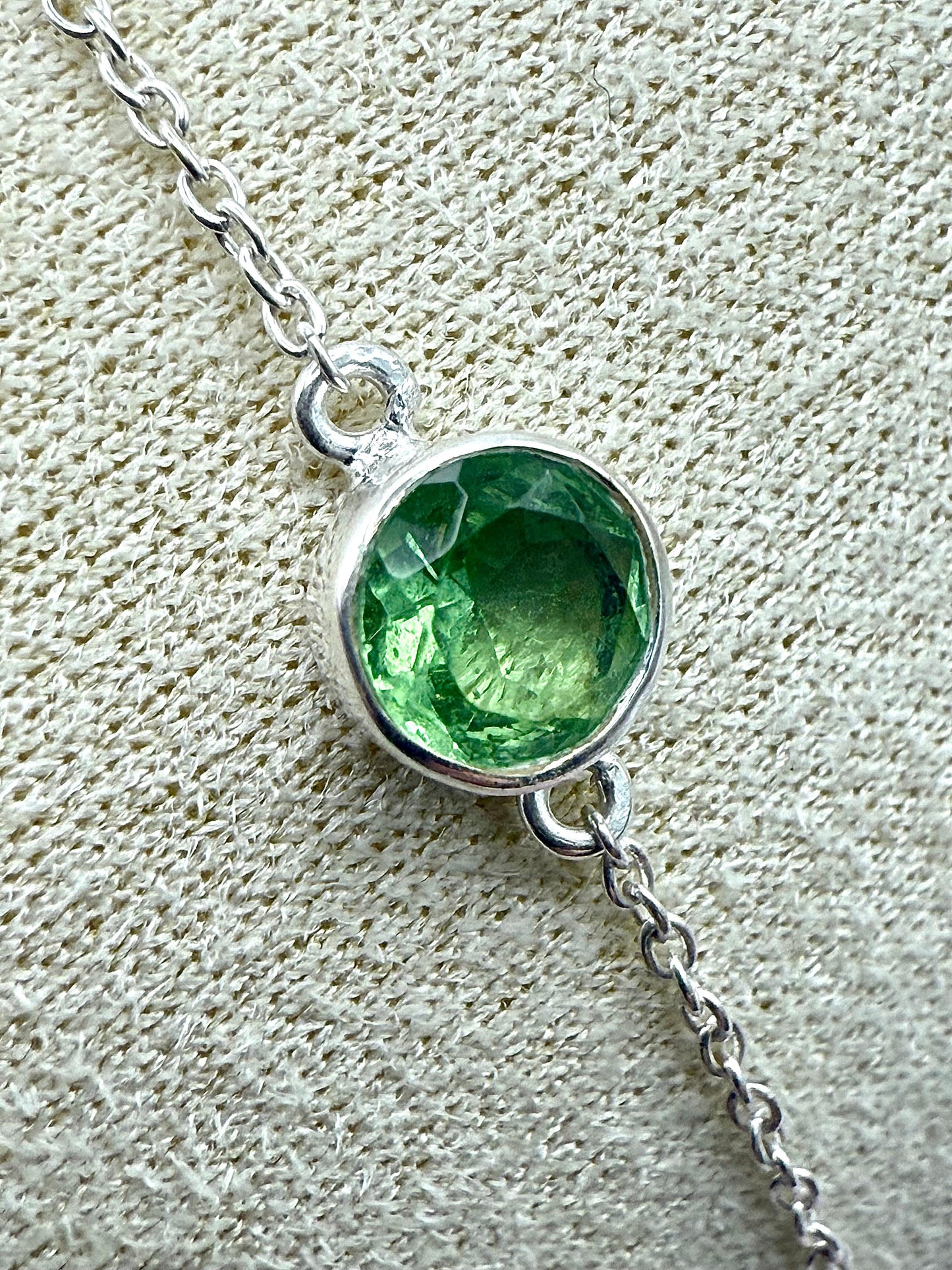 Peridot (6mm) Bracelet Sterling Silver 925