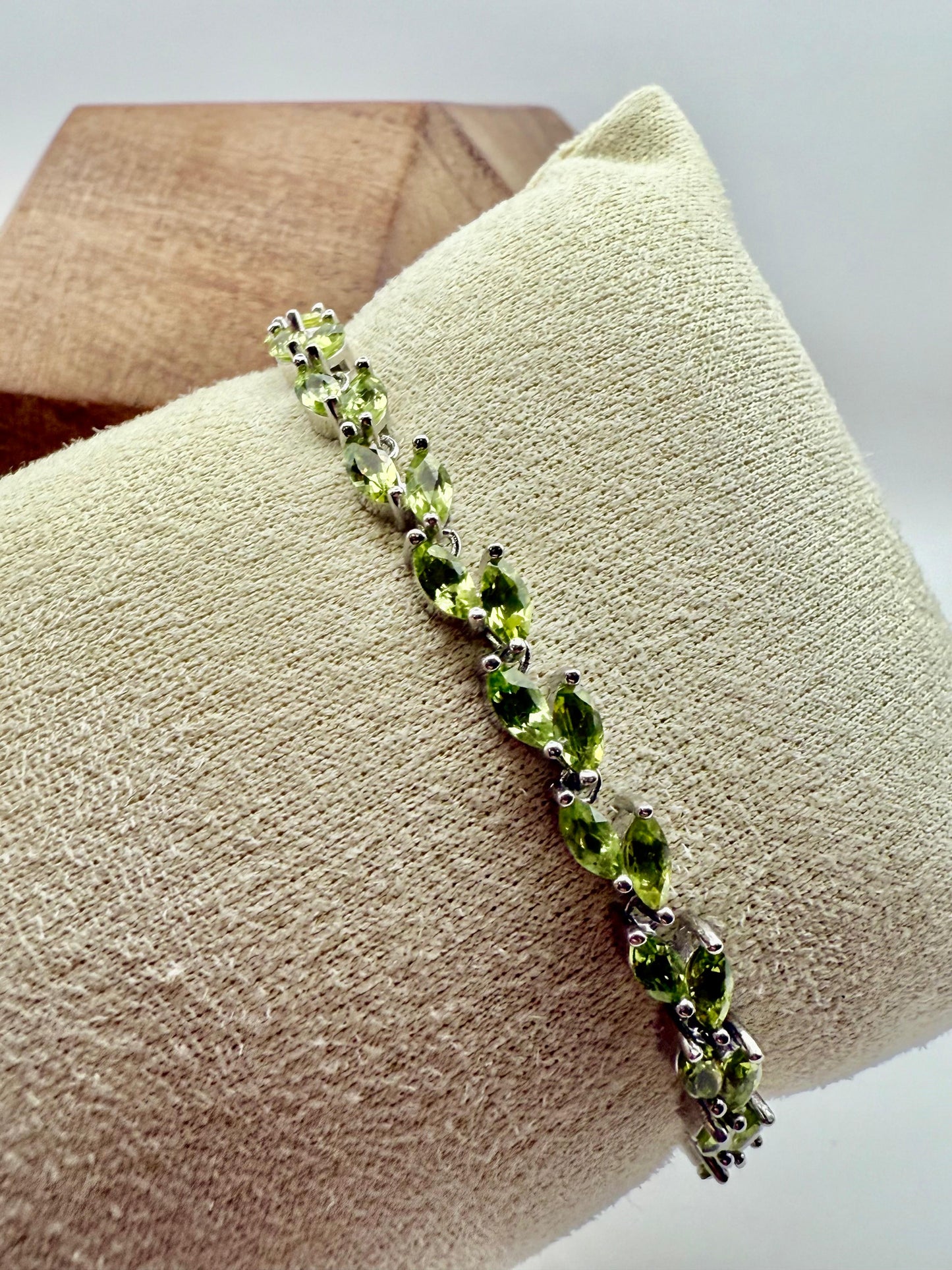 Marquise cut Peridot Bracelet Sterling Silver 925