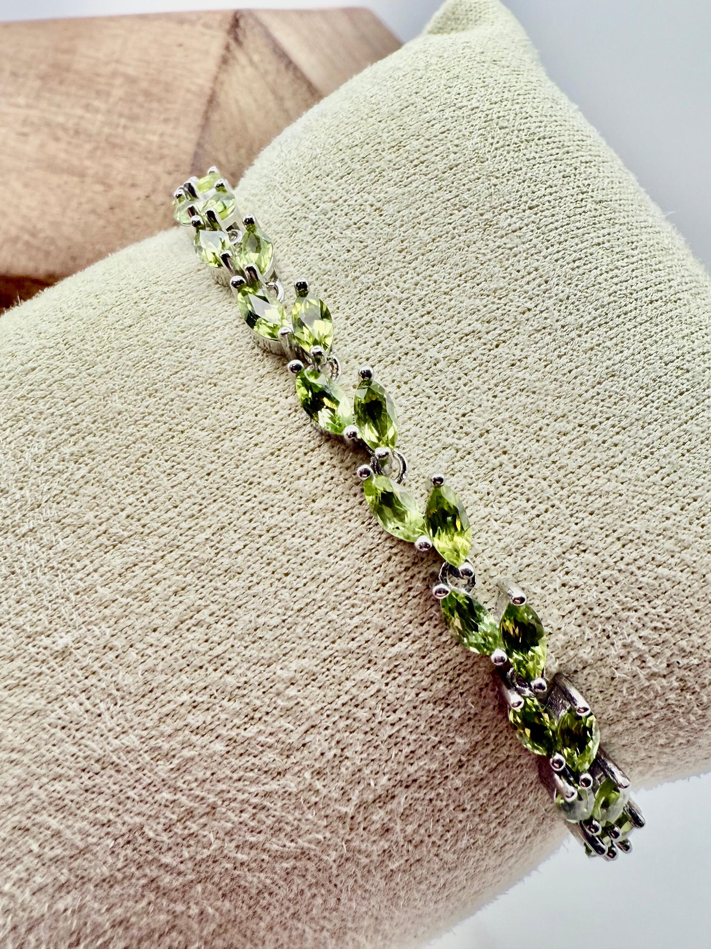 Marquise cut Peridot Bracelet Sterling Silver 925