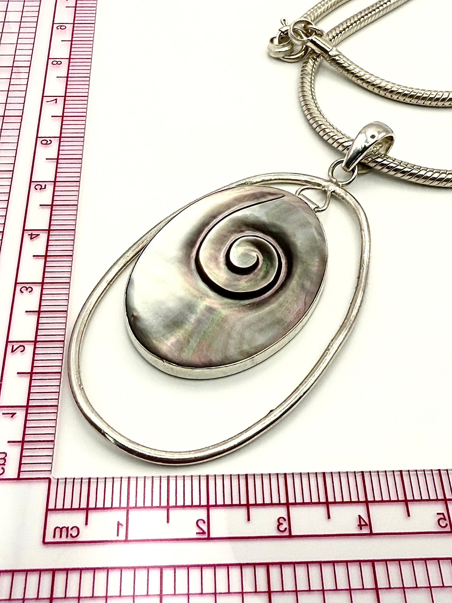 925 Sterling Silver 46cm Large Mother of Pearl Necklace