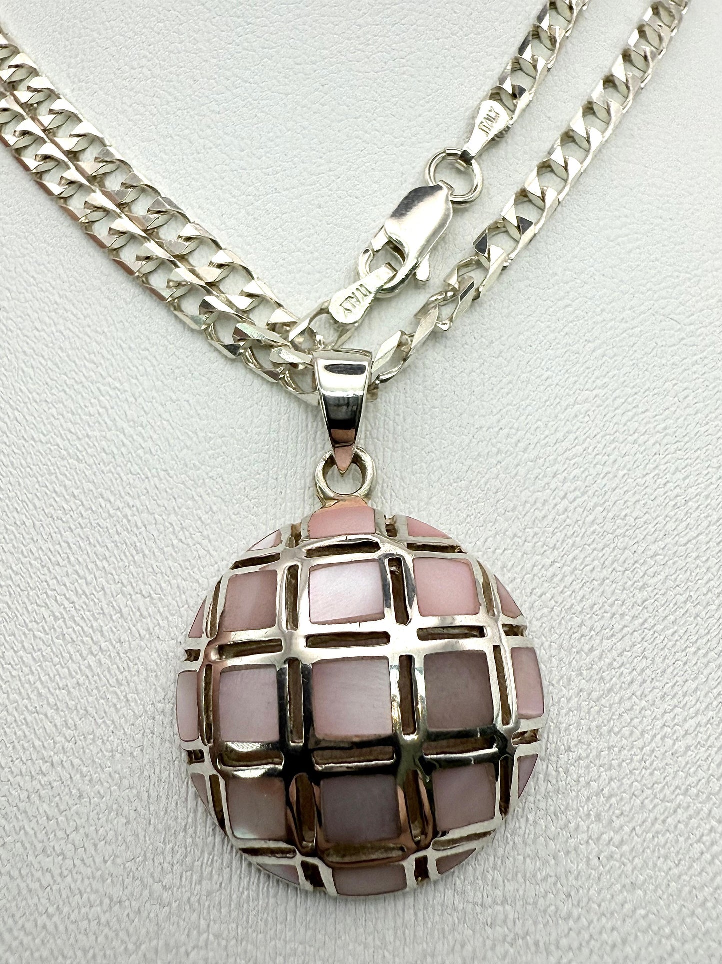 925 Sterling Silver 50cm Mother of Pearl Curb Chain Necklace