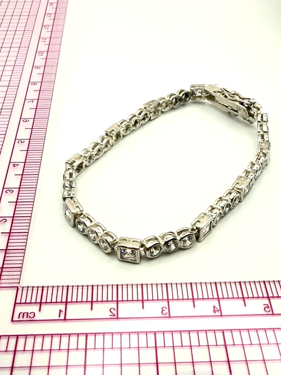 925 Sterling Silver Clear Round and Princess Cut Moissanite Tennis 18cm Bracelet