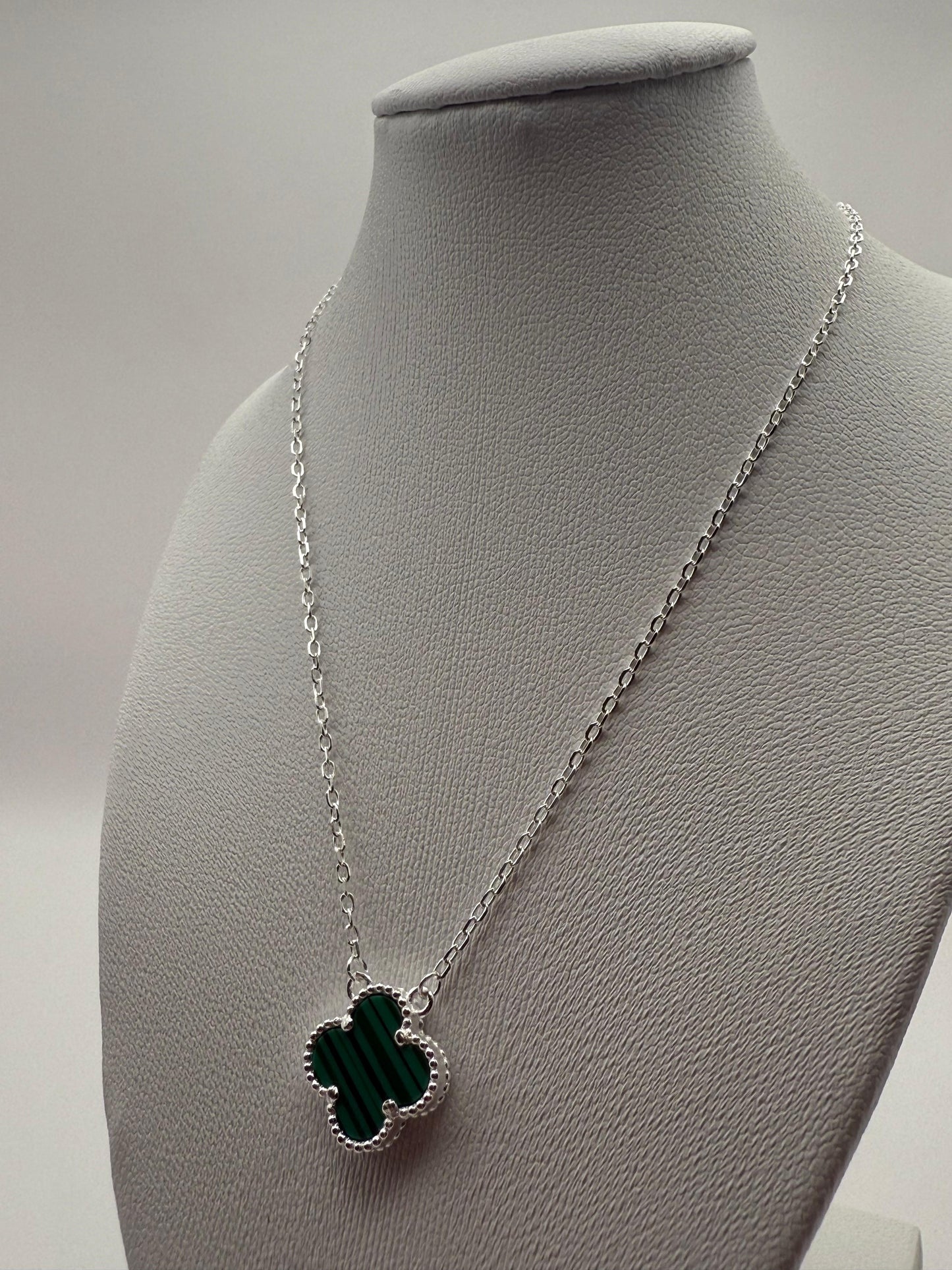 LX Agate Clover 45cm Chain