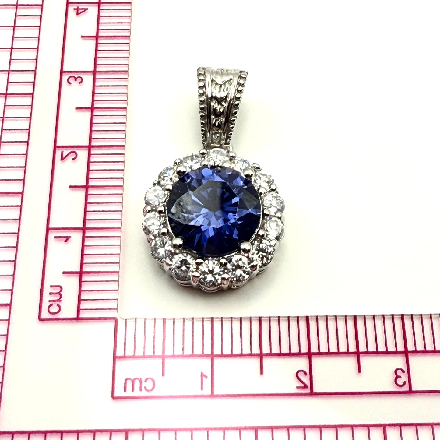 925 Sterling Silver Sapphire Hued Round Pendant