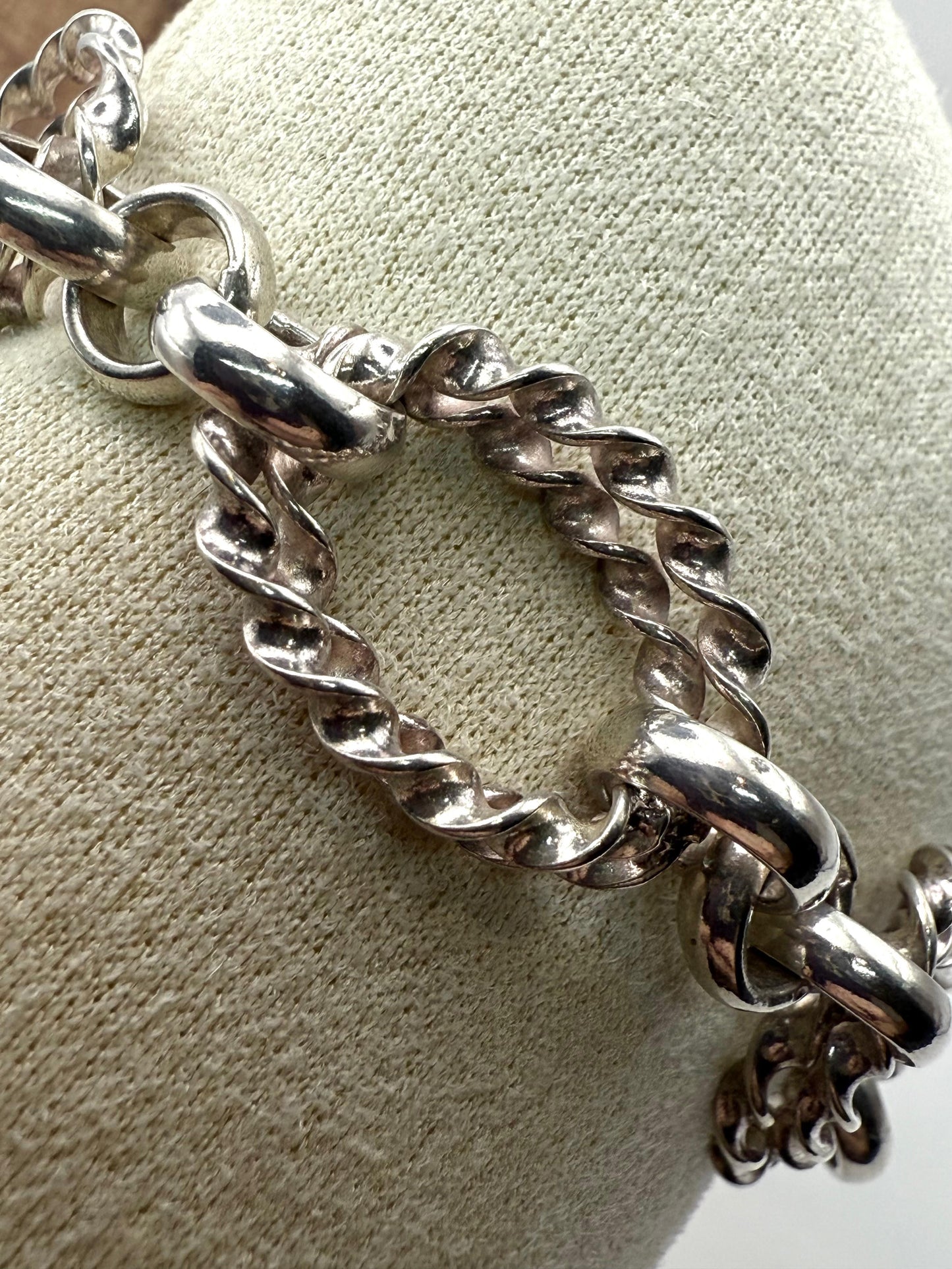 925 Sterling Silver 19cm Twisted Link Bracelet