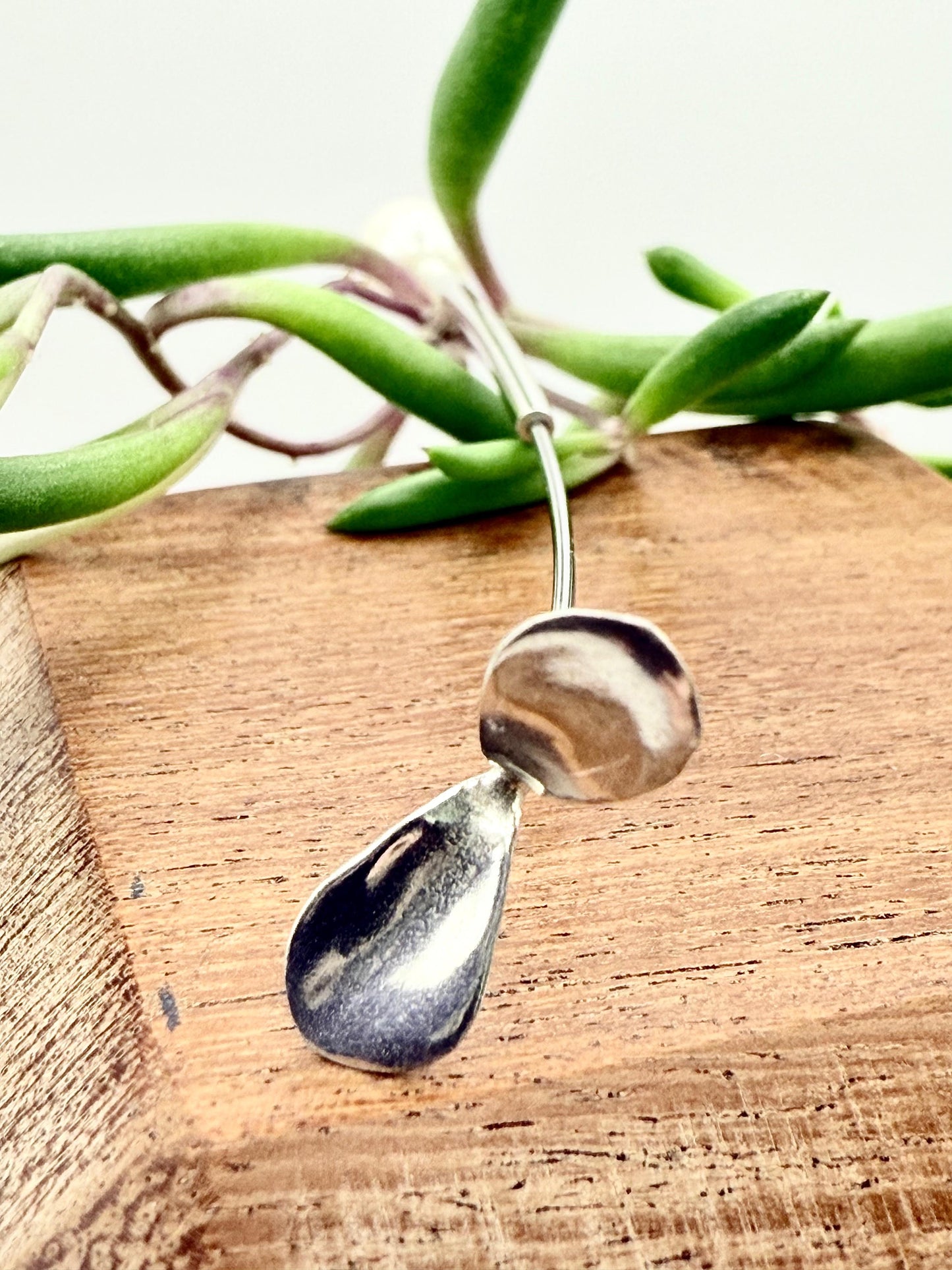 Spekboom Leaflike Grace Pin With 8mm Pearls Centre Sterling Silver 925