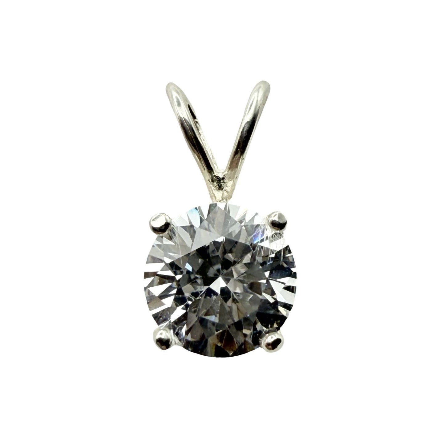 925 Sterling Silver Round Cut C/Z Pendant