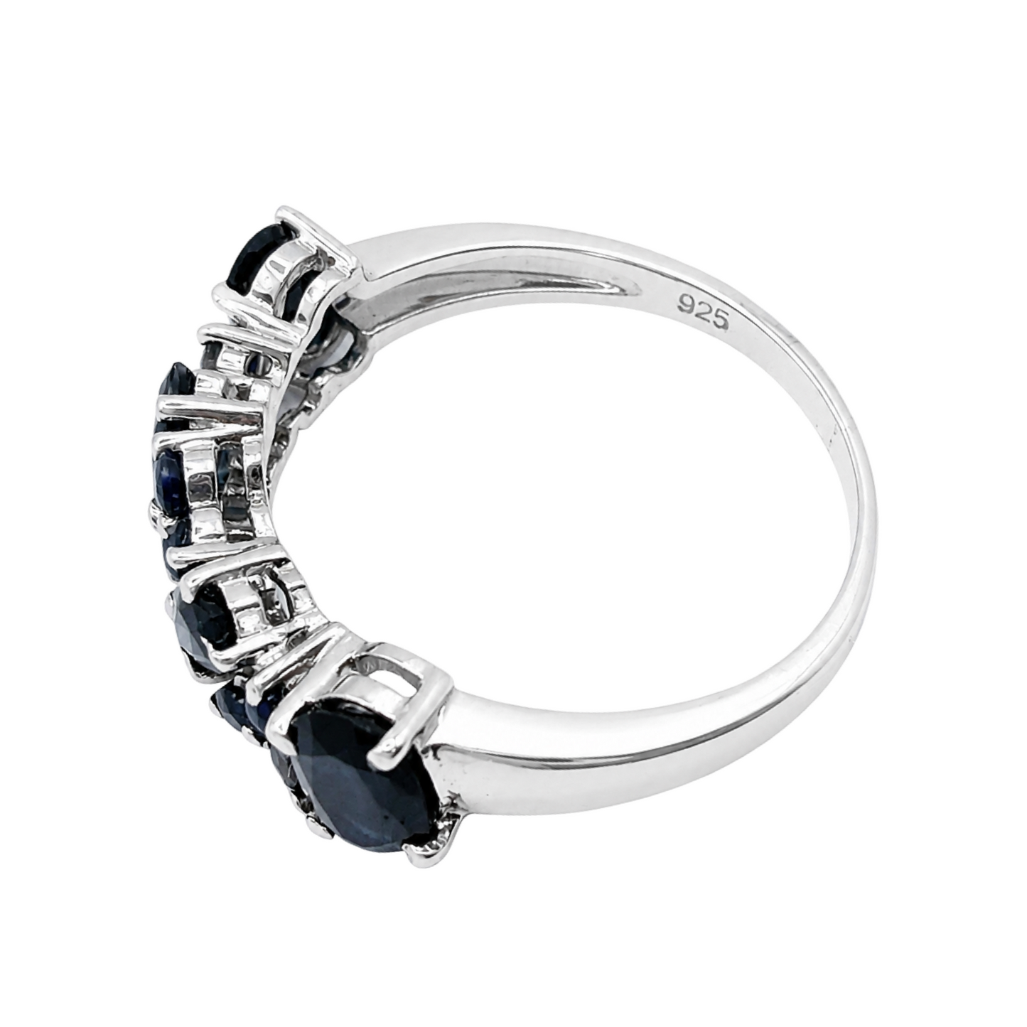 The Midnight Ivy Natural Sapphire Band